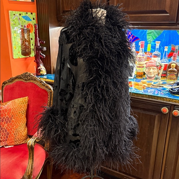 Black Feathered and burn out velvet jacket - Showstopping & one of a kind - Picture 3 of 7